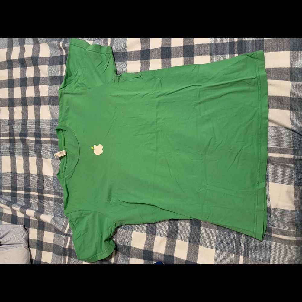 Apple Employee official shirt - green edition
